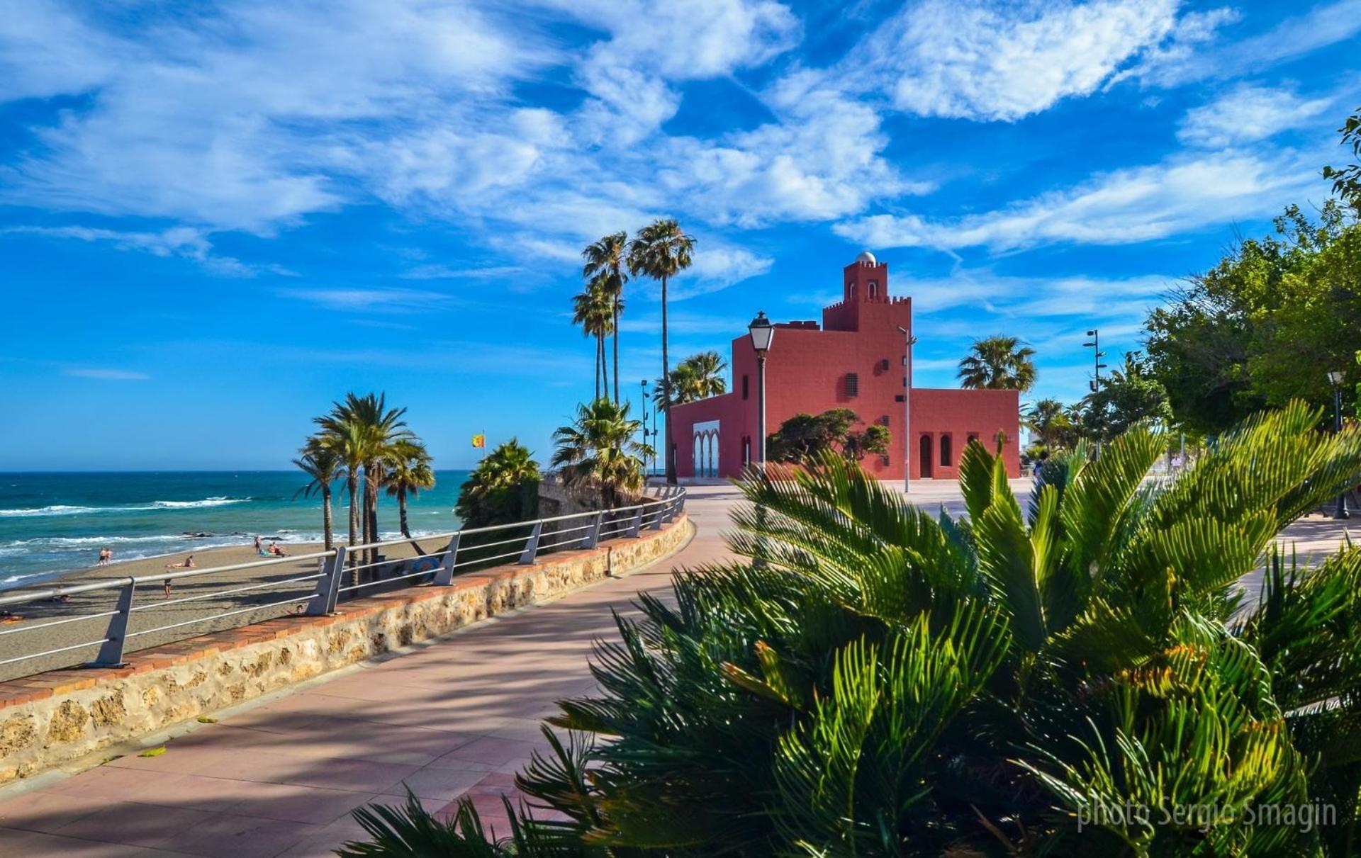 Apartamentos Los Cisnes - 2º Linea De Playa - Perfecta Ubicacion Benalmádena Exterior foto