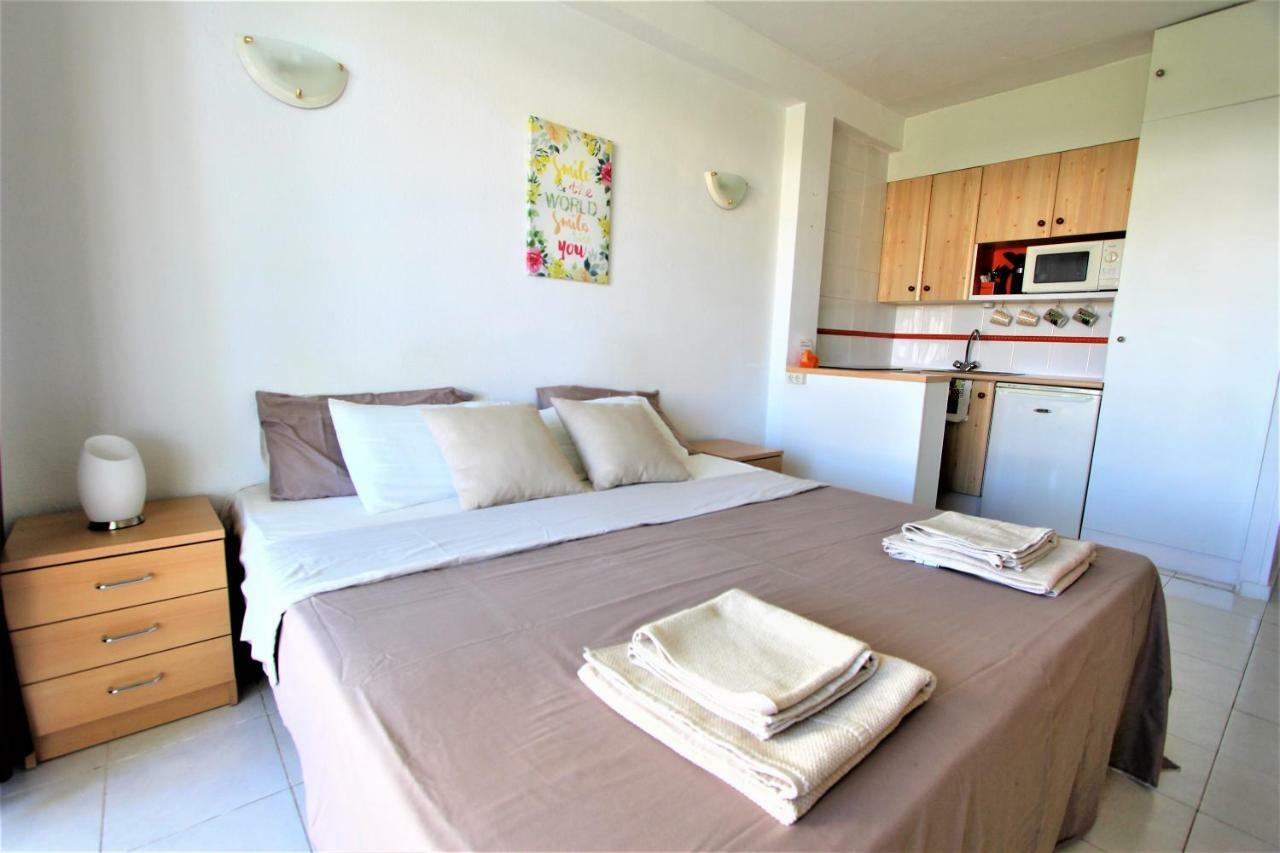 Apartamentos Los Cisnes - 2º Linea De Playa - Perfecta Ubicacion Benalmádena Exterior foto